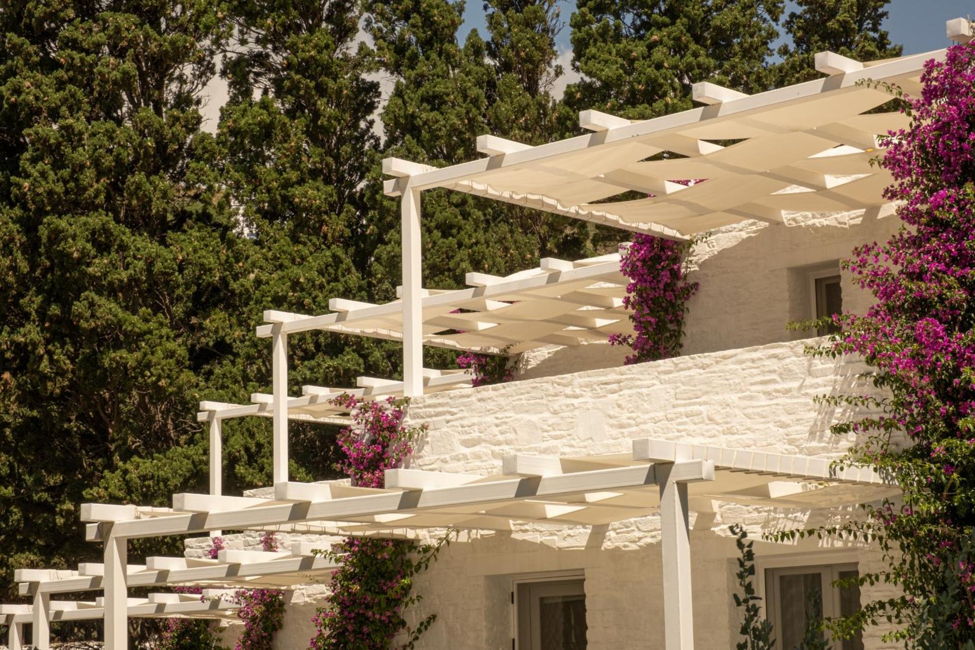 Micra Anglia Boutique Hotel & Spa Andros Town Bagian luar foto
