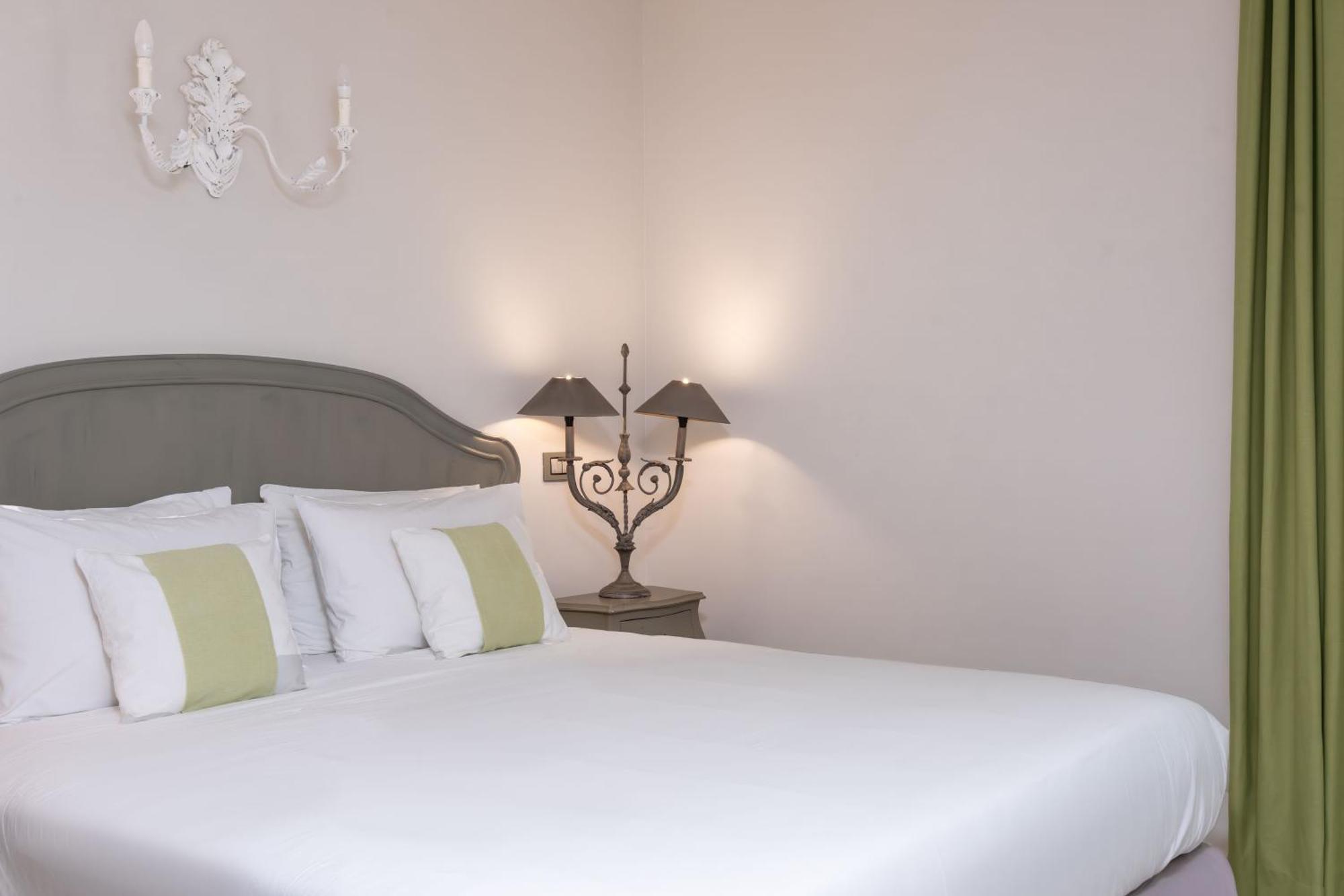 Micra Anglia Boutique Hotel & Spa Andros Town Bagian luar foto