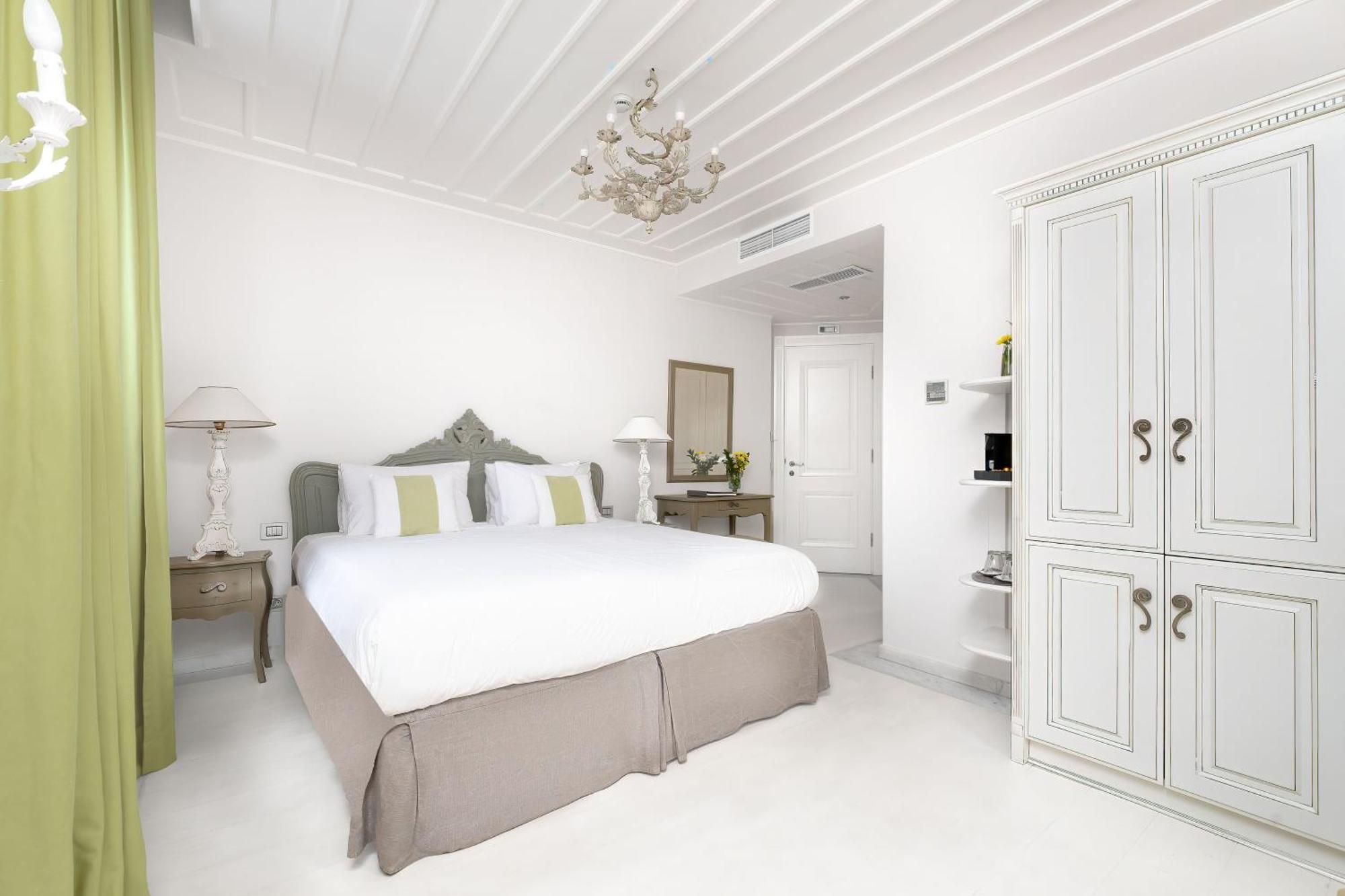 Micra Anglia Boutique Hotel & Spa Andros Town Bagian luar foto